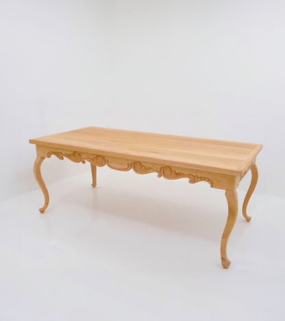 Wedding solid wood grand dining table Maldives for special occasions — Tenon